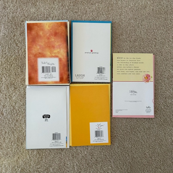 New 18 of different kind of cards with envelopes. - Picture 7 of 7